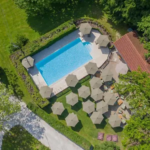 Chateau Des Ayes - & 3* Saint-Etienne-de-Saint-Geoirs